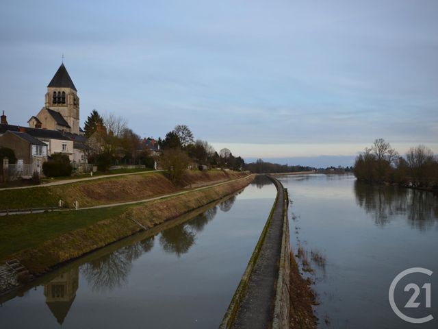 Appartement F2 à louer - 2 pièces - 46.8 m2 - ST JEAN DE BRAYE - 45 - CENTRE - Century 21 Premium