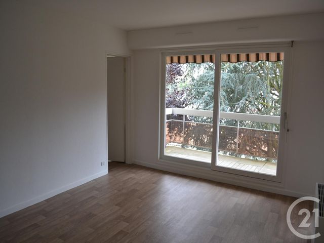 Appartement F2 à louer - 2 pièces - 46.8 m2 - ST JEAN DE BRAYE - 45 - CENTRE - Century 21 Premium