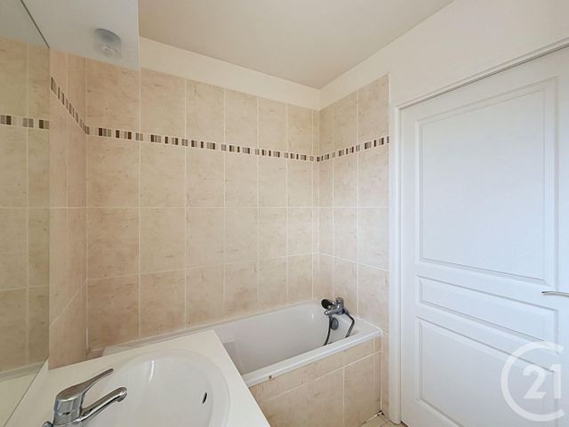 Appartement F2 à louer - 2 pièces - 46.89 m2 - ST JEAN DE BRAYE - 45 - CENTRE - Century 21 Premium