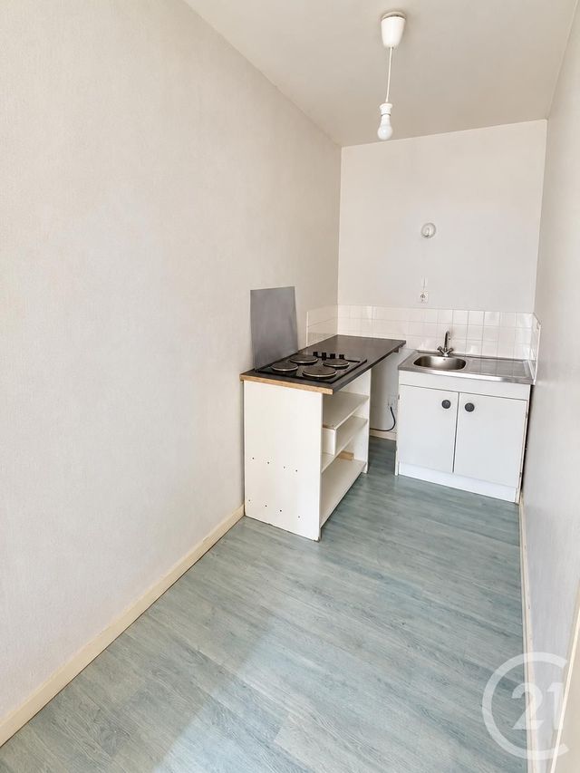 Appartement F1 à louer - 1 pièce - 30.22 m2 - ST JEAN DE BRAYE - 45 - CENTRE - Century 21 Premium