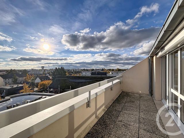 Appartement F3 duplex à louer - 3 pièces - 75.0 m2 - ST JEAN DE BRAYE - 45 - CENTRE - Century 21 Premium