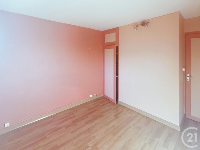 Appartement F2 à vendre - 3 pièces - 65.8 m2 - ST JEAN DE BRAYE - 45 - CENTRE - Century 21 Premium