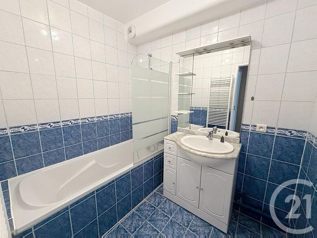 Appartement F3 à louer - 3 pièces - 63.73 m2 - ST JEAN DE BRAYE - 45 - CENTRE - Century 21 Premium