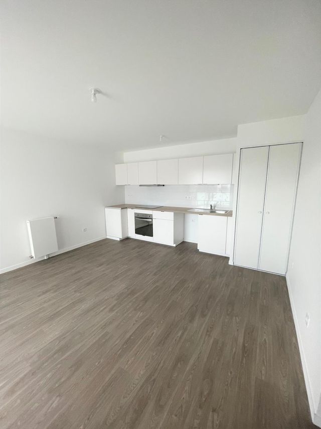 Appartement F3 à louer - 3 pièces - 59.92 m2 - ST JEAN DE BRAYE - 45 - CENTRE - Century 21 Premium